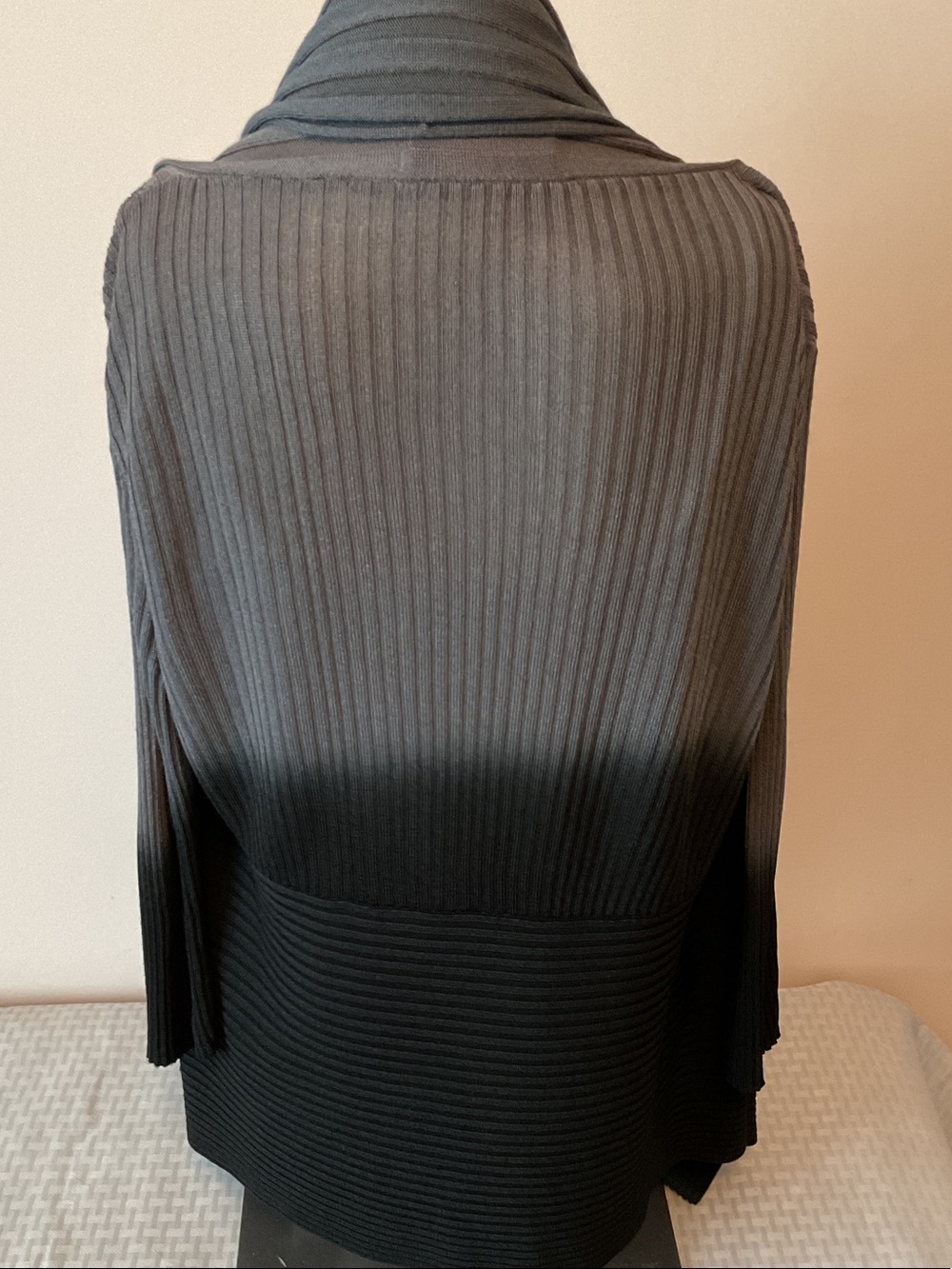 Ombre Ribbed Knit Cardigan - Picture 5 of 10